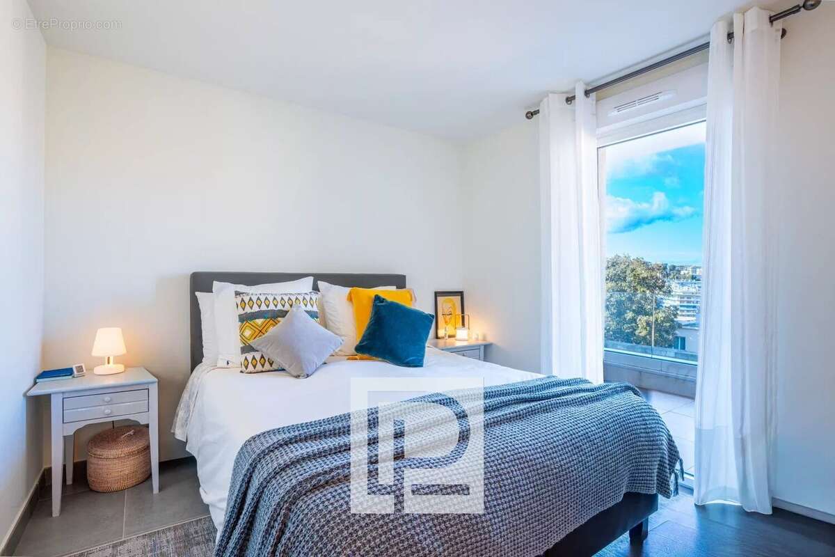 Appartement à LE CANNET