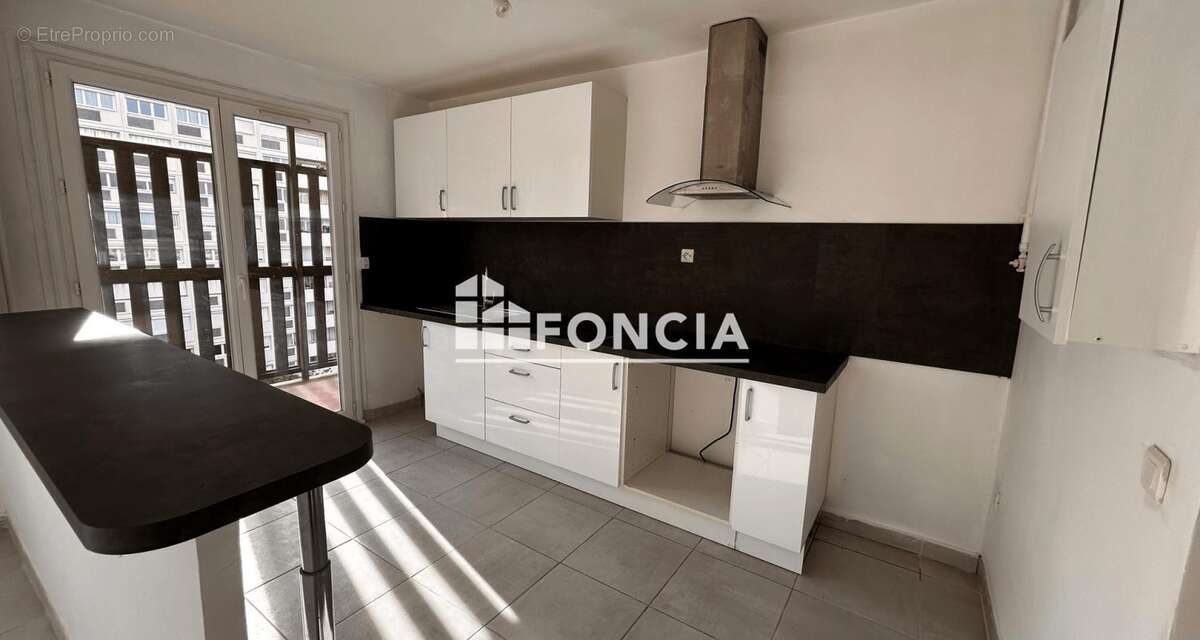 Appartement à MARSEILLE-10E