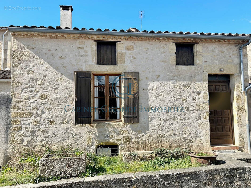 Maison à SAINT-MACAIRE