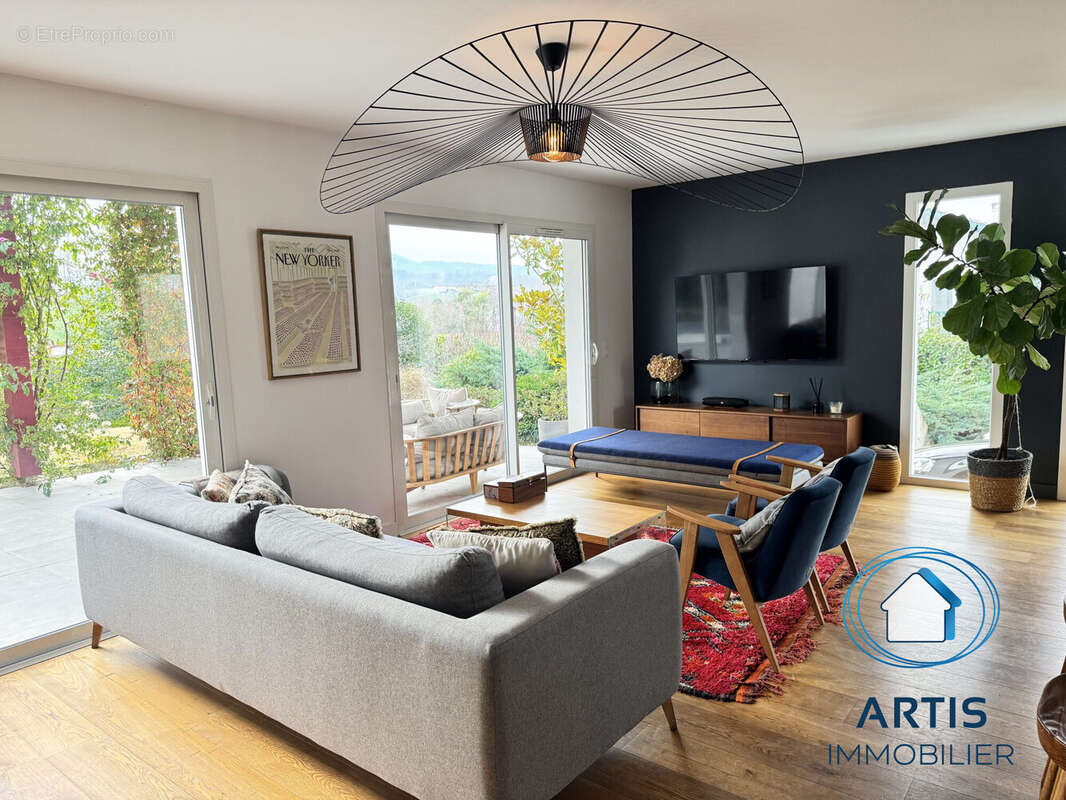 Maison à SAINT-PEE-SUR-NIVELLE