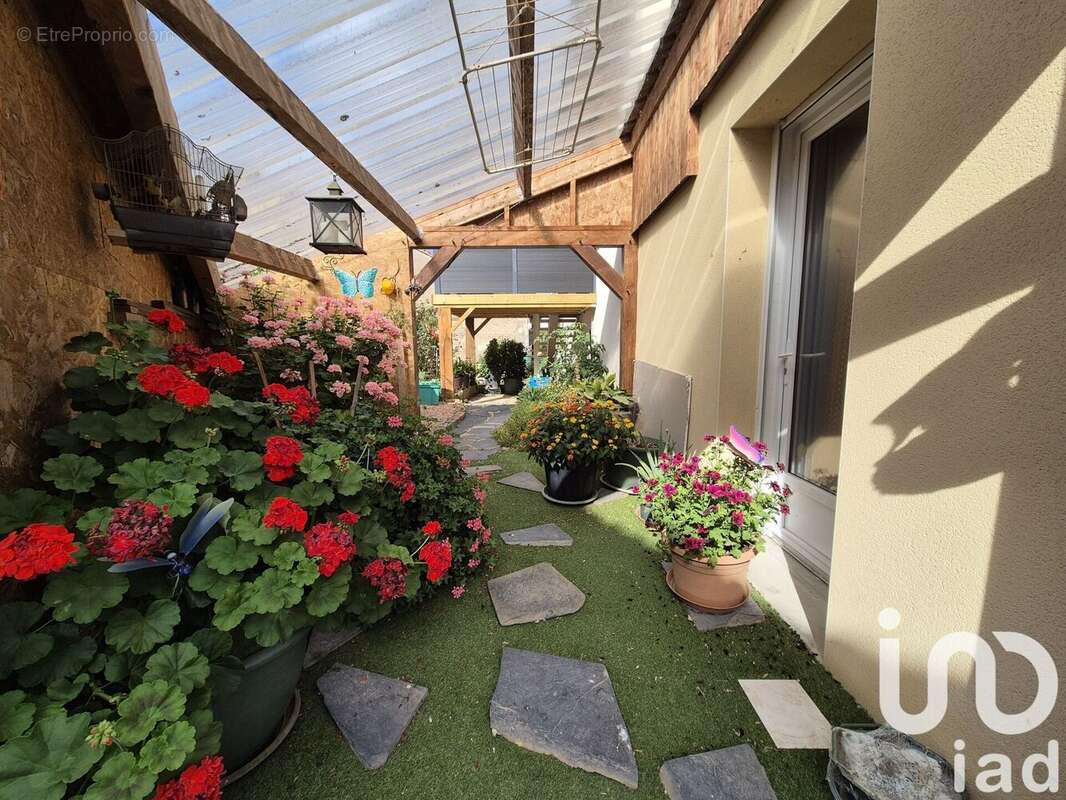 Photo 2 - Maison à CERSAY