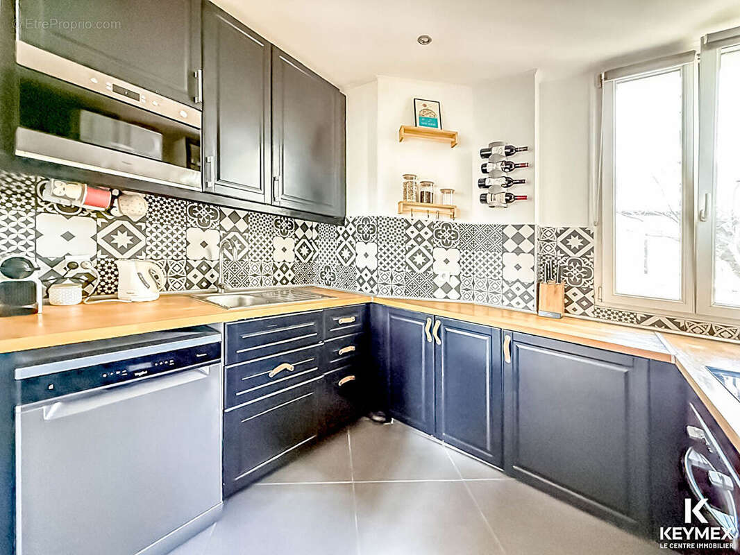 Appartement à ASNIERES-SUR-SEINE