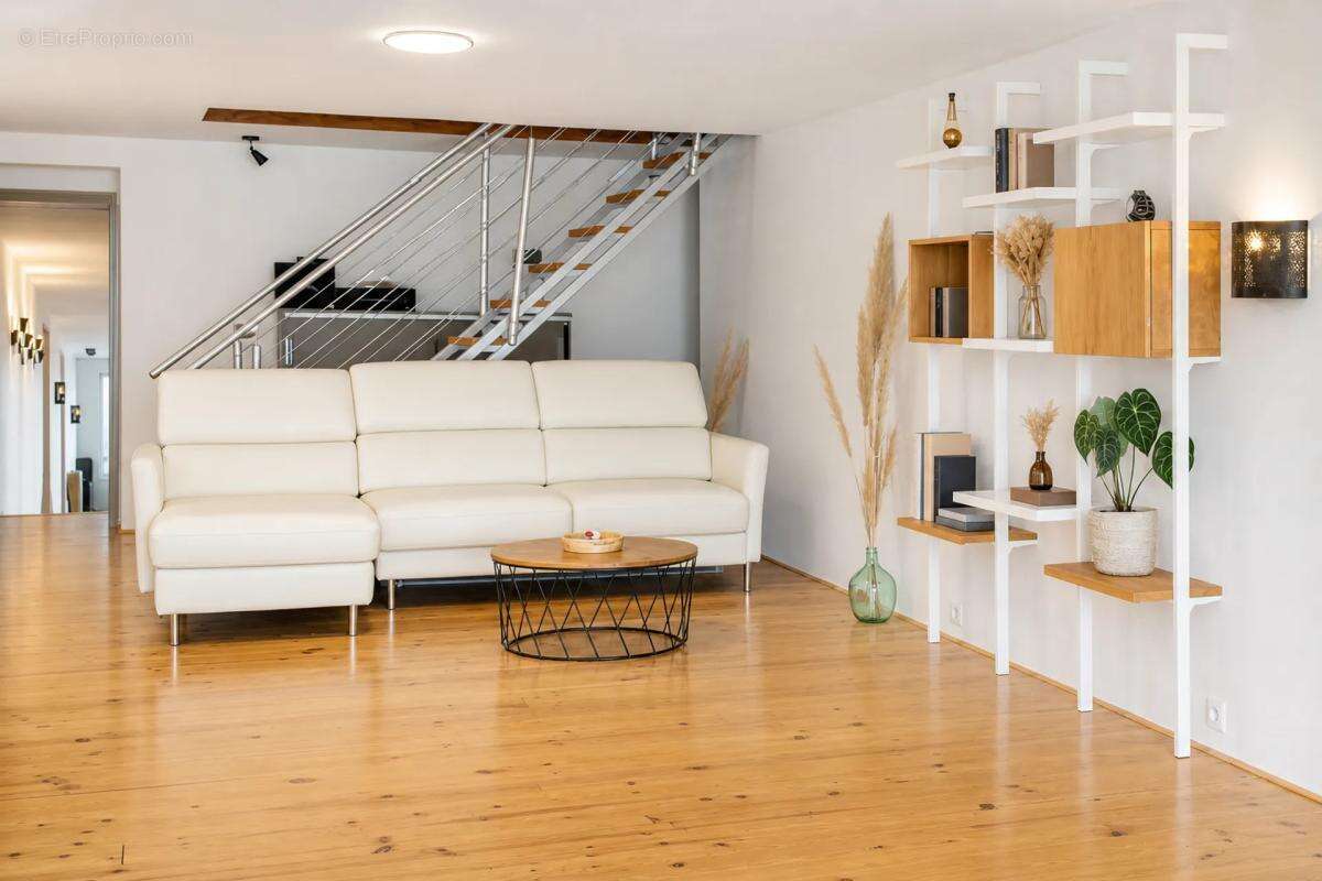 Appartement à SAINT-MEARD-DE-GURCON