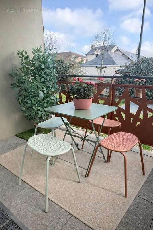 Appartement 78 m² à Saint-Sebastien-Sur-Loire  - photo 2