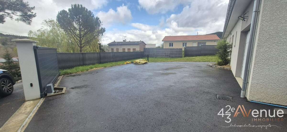 Maison à SAINT-CHAMOND