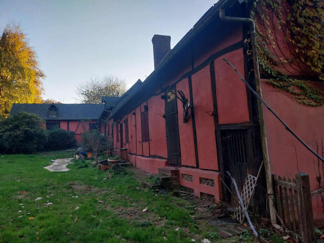 Maison à NEUFCHATEL-EN-BRAY