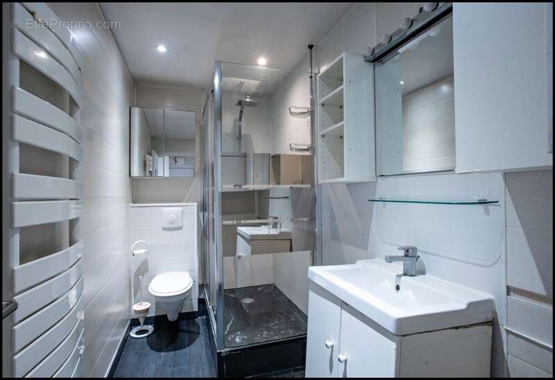 Appartement à vendre 3 pièces PARIS 17EME ARRONDISSEMENT (75) - photo 8