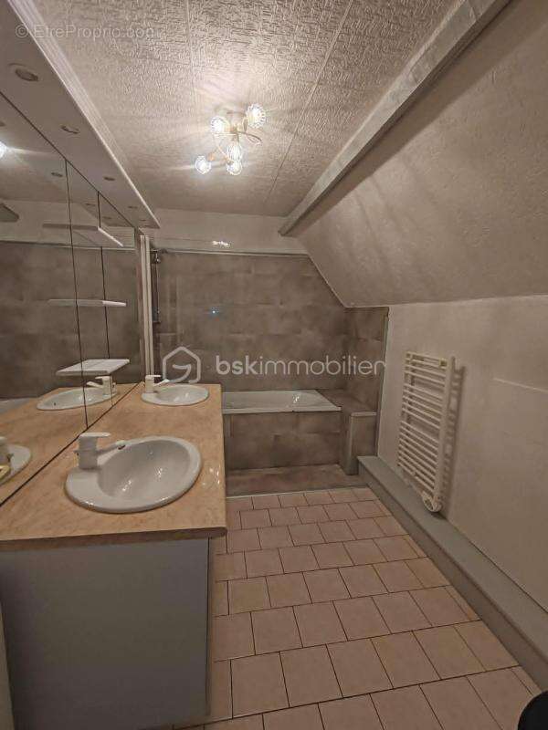 Maison Normande 3 chambres, sous-sol, centre de Bourneville - photo 14