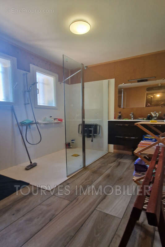 Maison à TOURVES