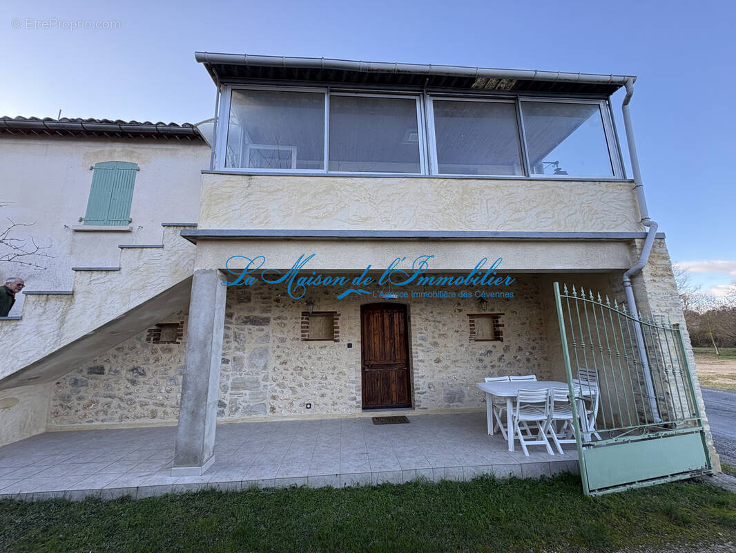 Maison à ALLEGRE-LES-FUMADES