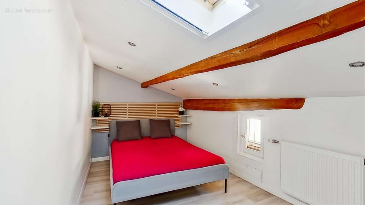 Appartement à MIRIBEL