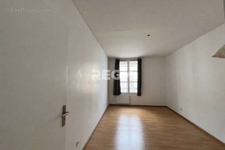 Appartement à FONTAINEBLEAU