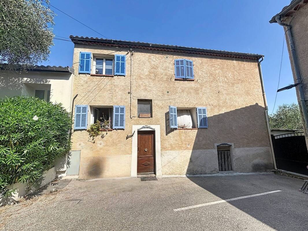 Appartement 141 m² à La Roquette-Sur-Siagne  - photo 1