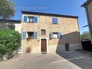 Appartement à LA ROQUETTE-SUR-SIAGNE