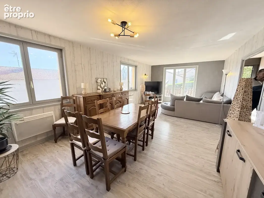 Maison sur deux niveaux avec terrain et garage - photo 5