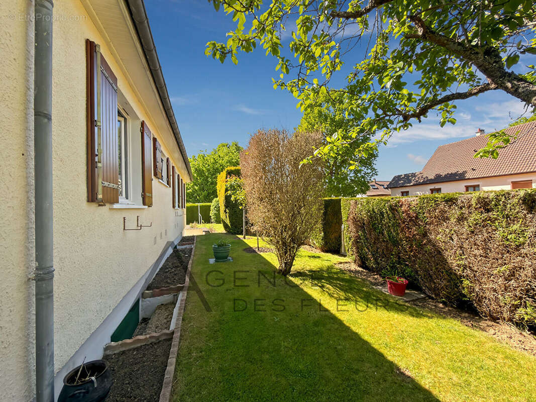 Maison à SAINT-PIERRE-LES-ELBEUF