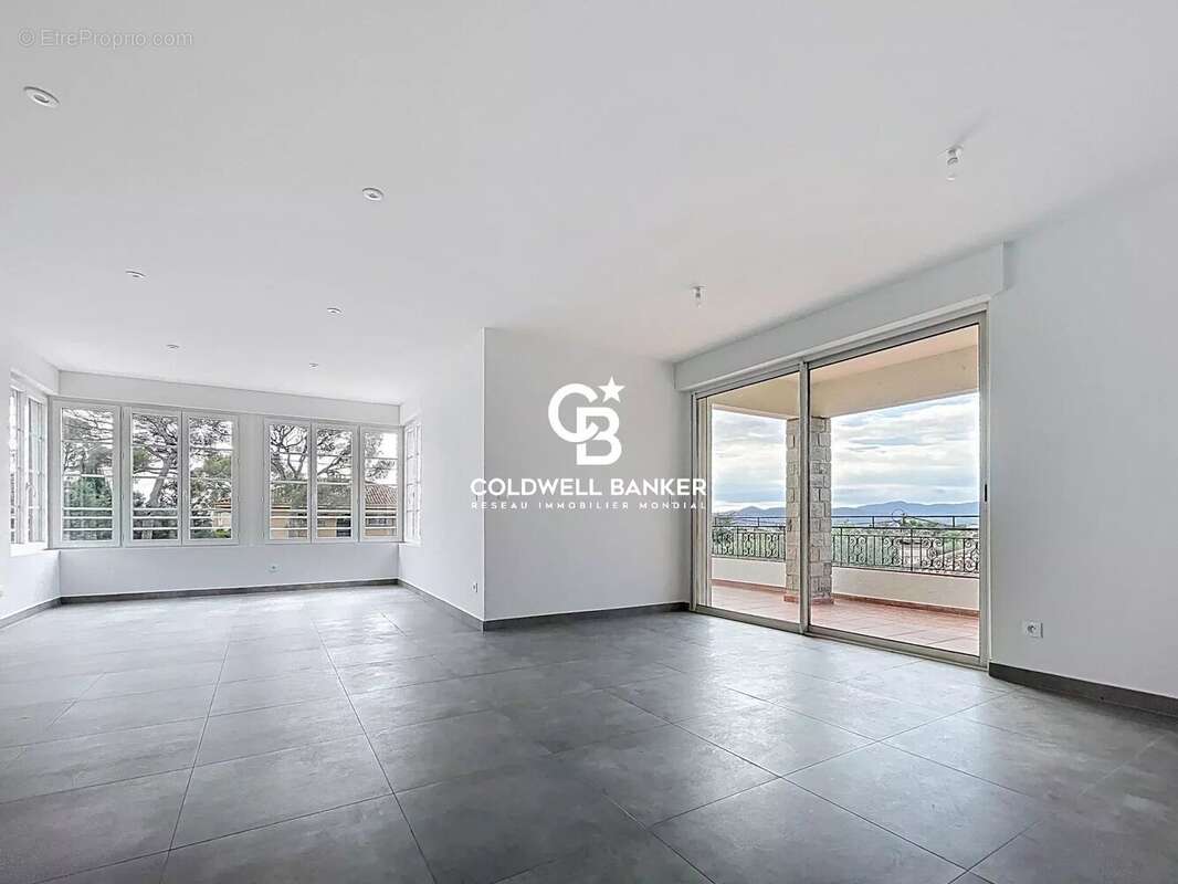 Appartement à SAINT-RAPHAEL