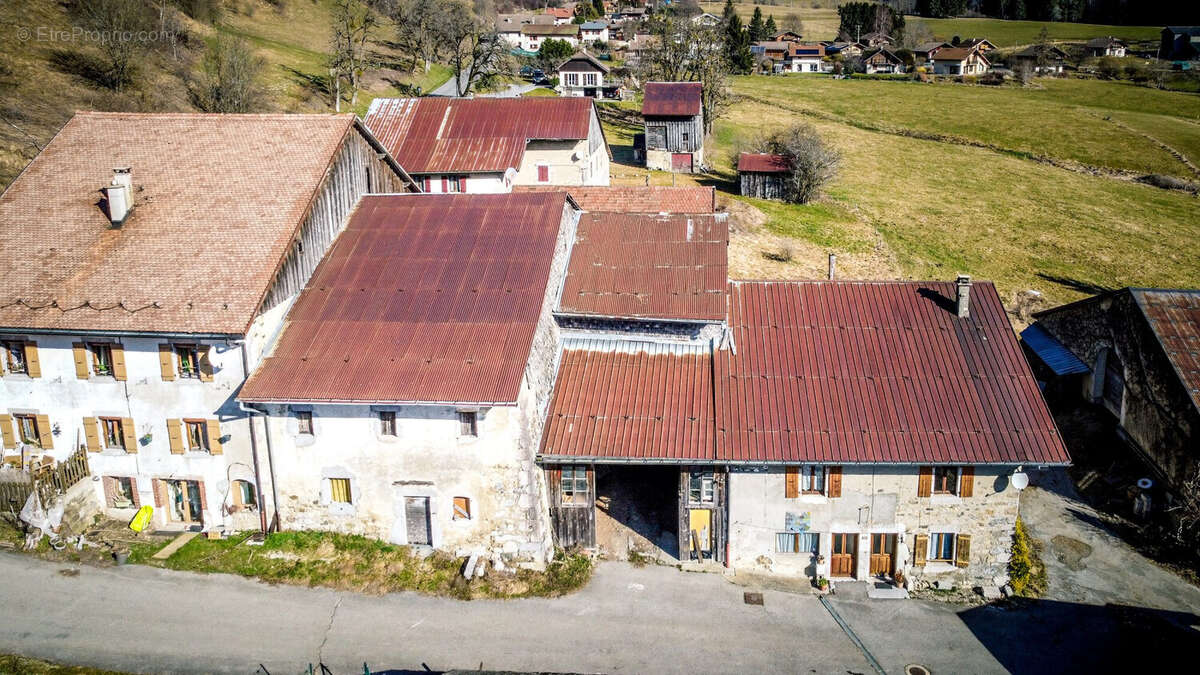Maison à HABERE-POCHE