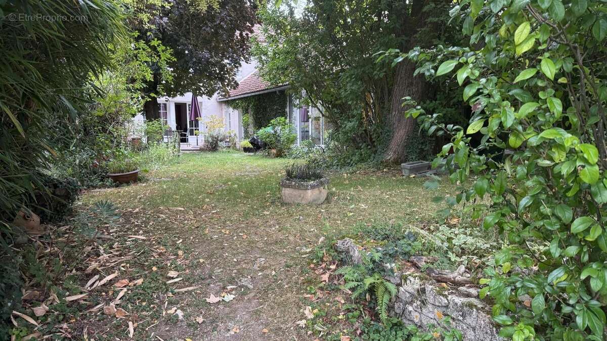 Photo 3 - Maison à COURCELLES