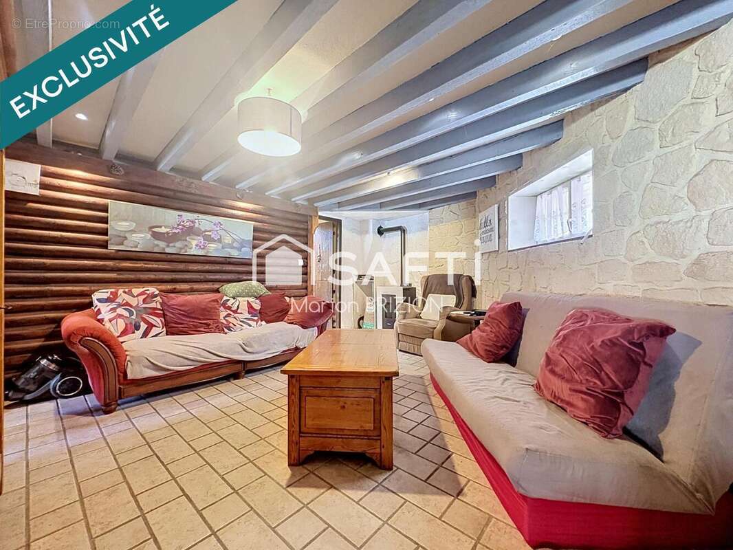 Maison 115 m² à Saint-Gilles  - photo 9