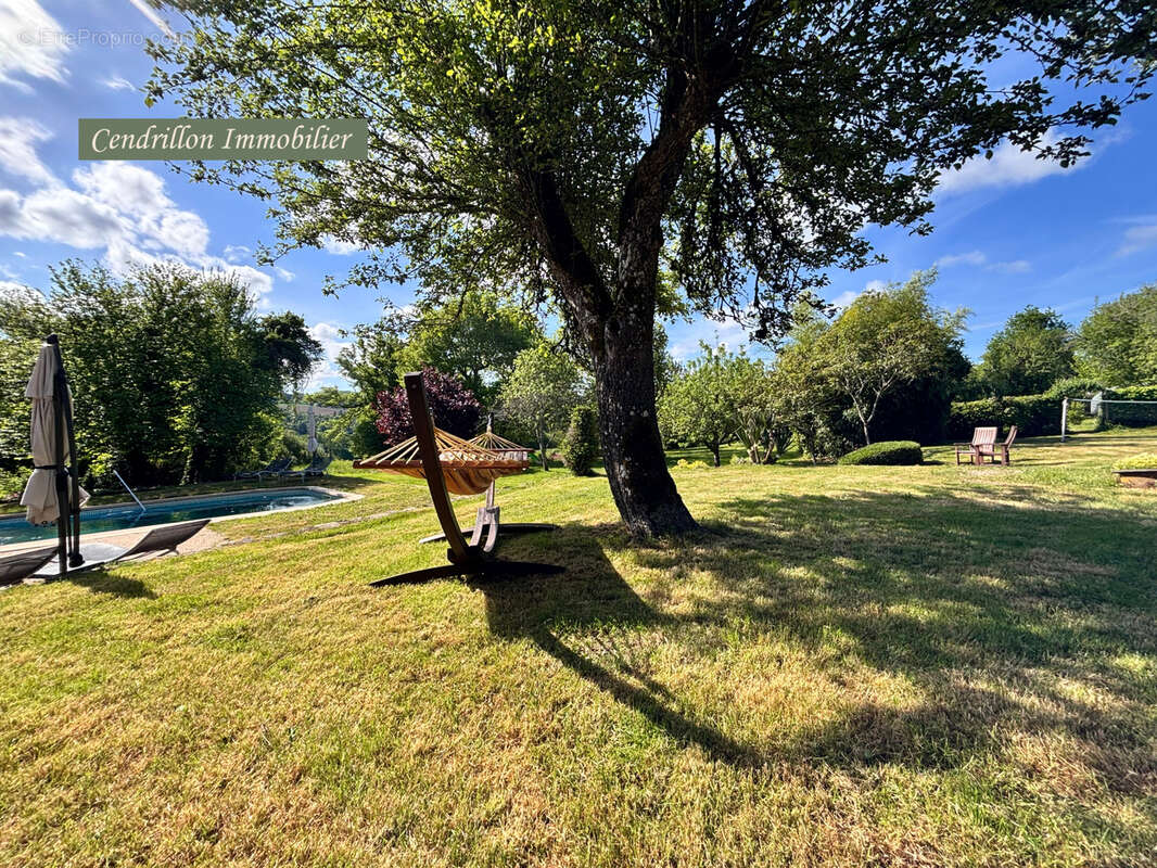 Maison à MASBARAUD-MERIGNAT