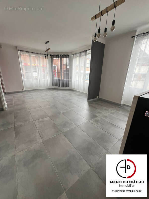 Maison à SULLY-SUR-LOIRE