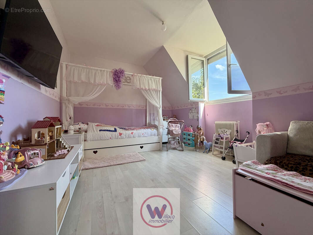 Belle maison de residence avec local professionnel en annexe - photo 7