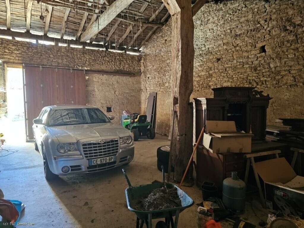 Maison à CHAMPAGNE-MOUTON