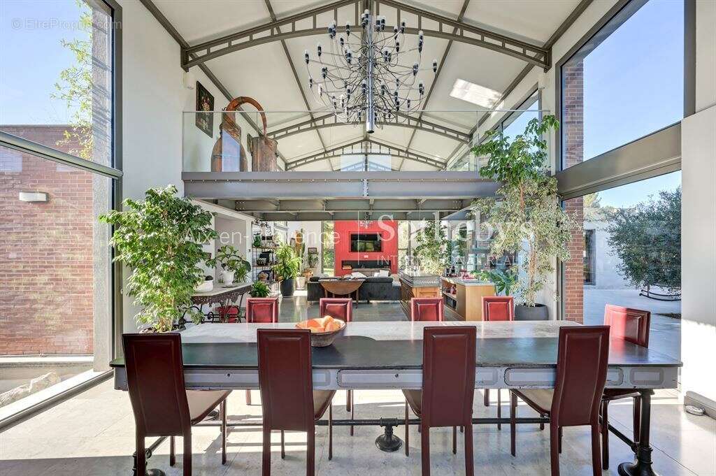 Maison à BOUC-BEL-AIR