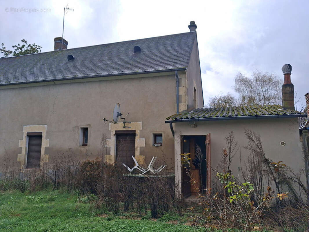 Maison à SAINT-ELOI