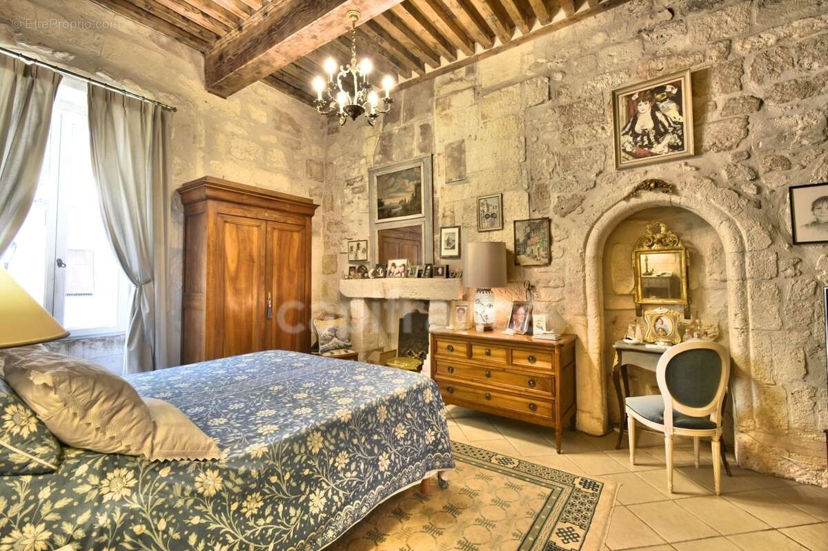 Maison à vendre 7 pièces TARASCON (13) - photo 9