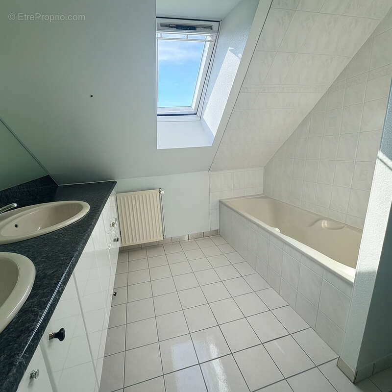 Maison à SAINT-BERTHEVIN