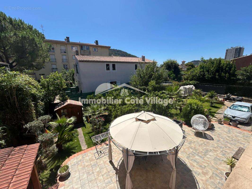 Maison à LA TRINITE