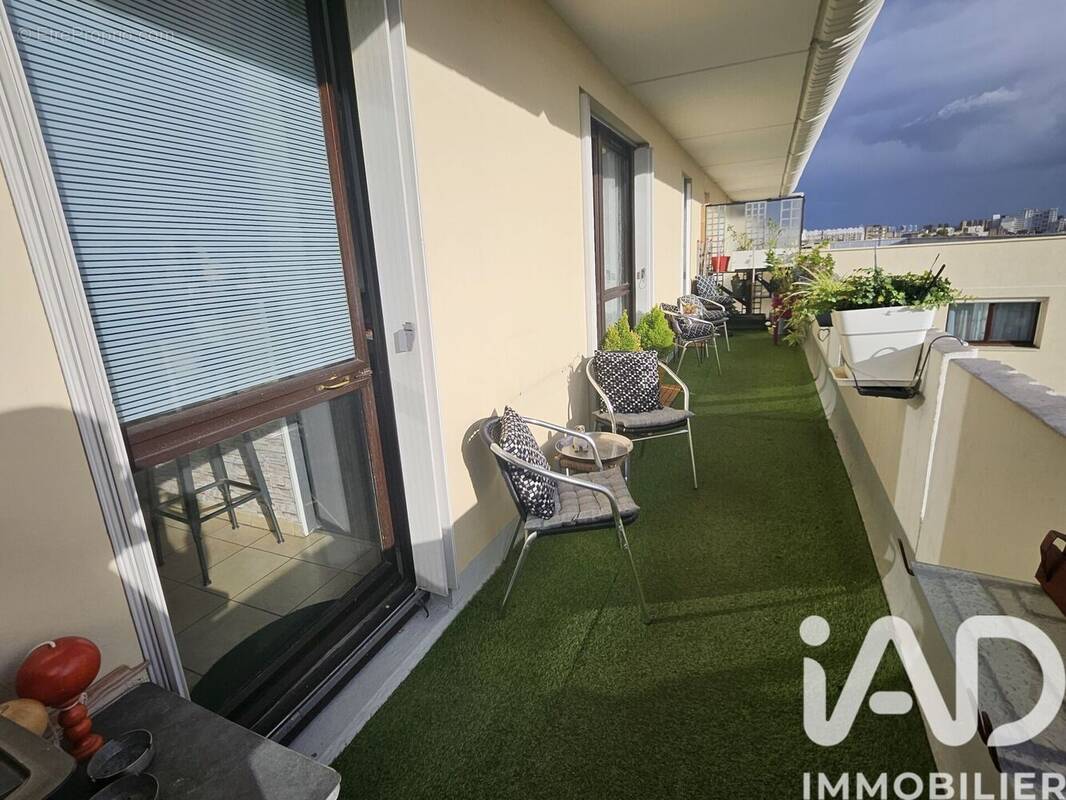 Photo 1 - Appartement à LA COURNEUVE