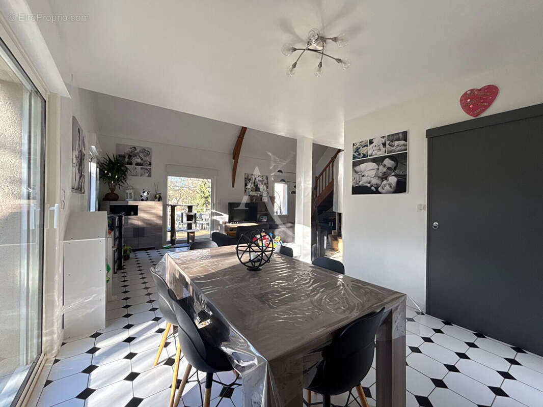 Maison à ANDOUILLE