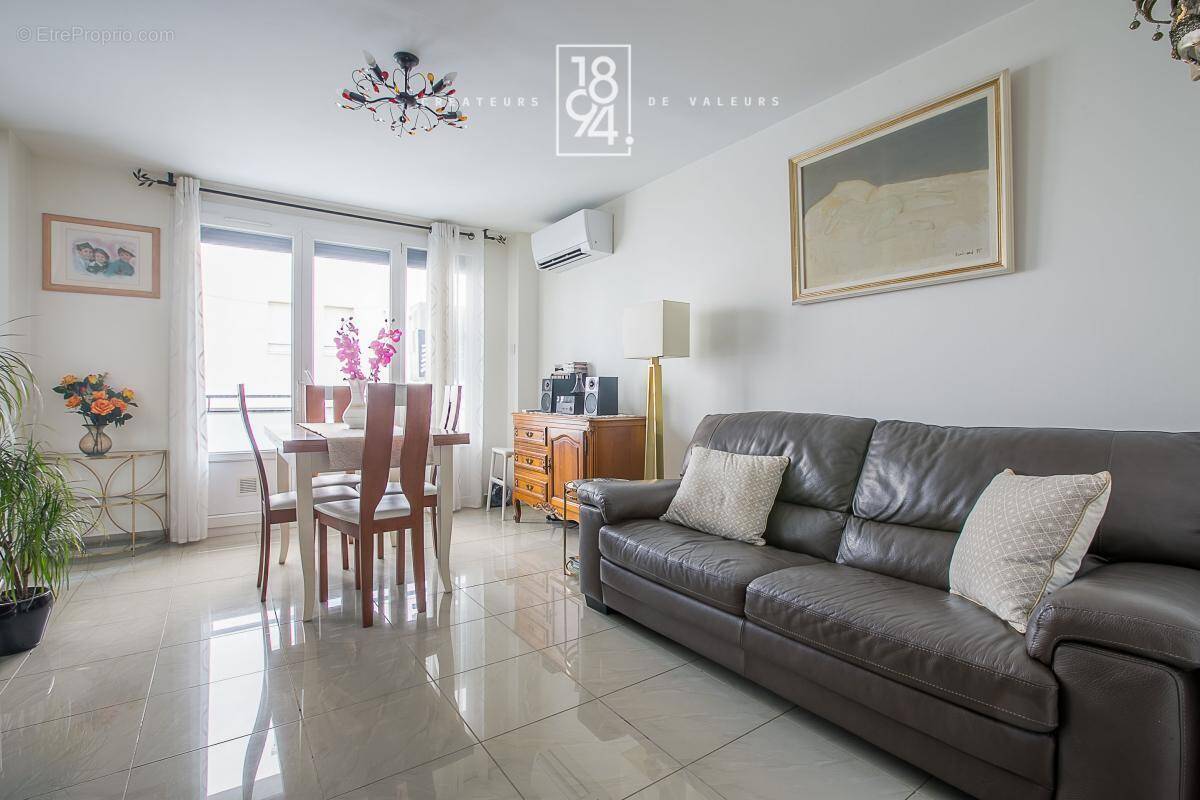 Appartement à MARSEILLE-8E