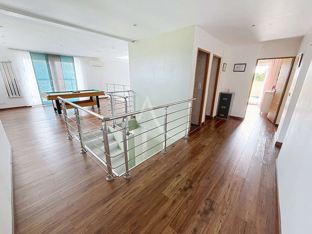 Maison récente Solgne F7 204 m2 - photo 16