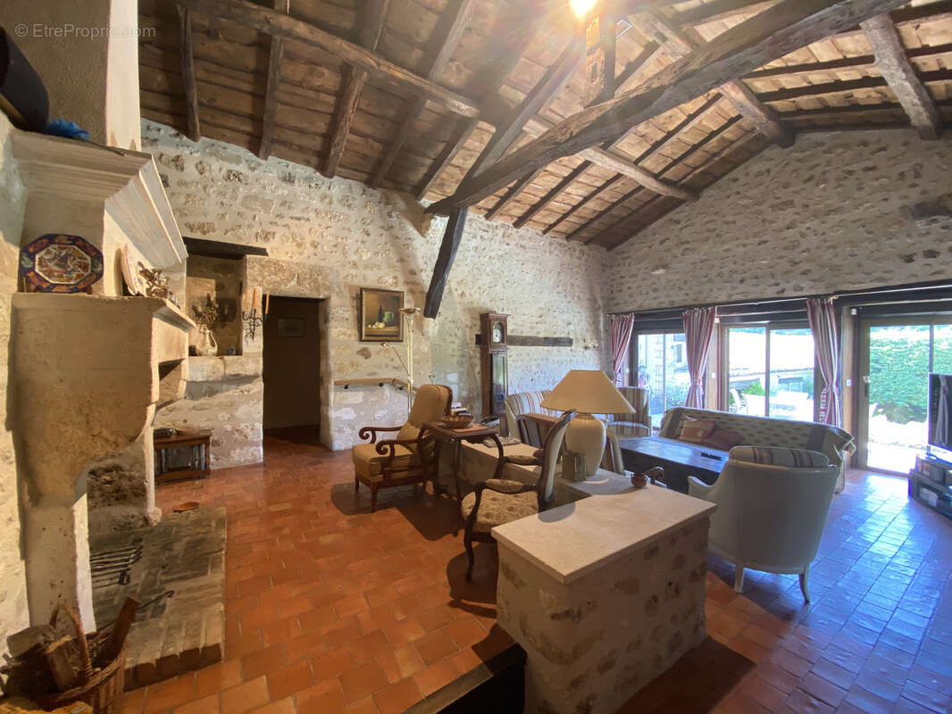 Maison à DIRAC