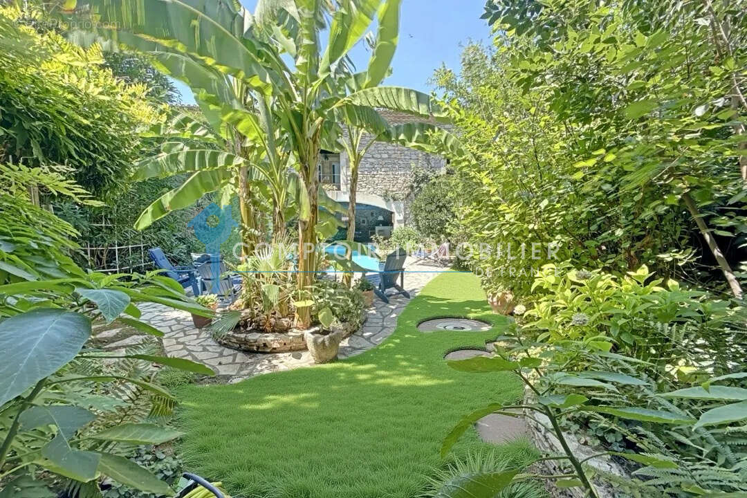 À Vendre- Maison Vigneronne 225 M2 - 7 pièces - photo 22