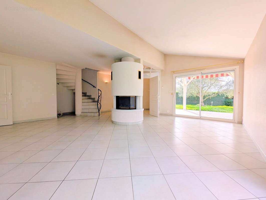 Maison à VILLENEUVE-SUR-LOT