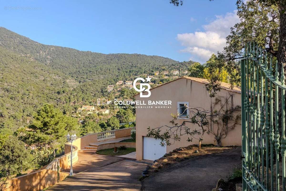 Maison à RAYOL-CANADEL-SUR-MER