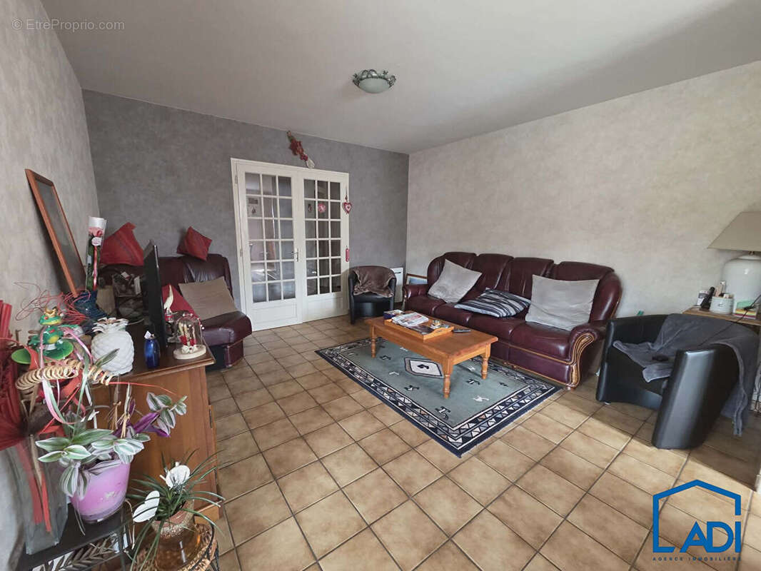 Appartement à SAINT-MAIXENT-L'ECOLE