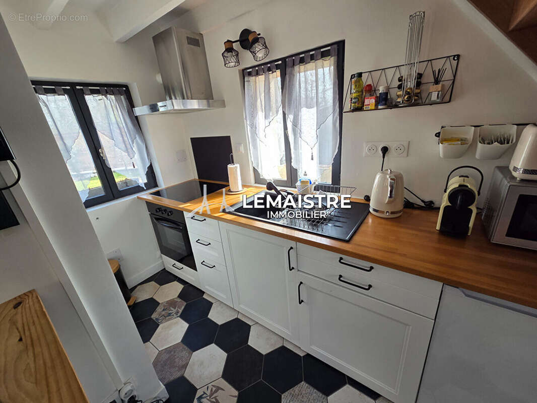 Maison à FRENEUSE