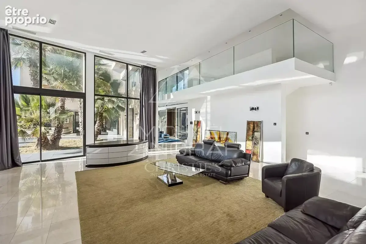 Somptueuse villa contemporaine de 500 m² nichée dans un écrin de verdure - photo 9