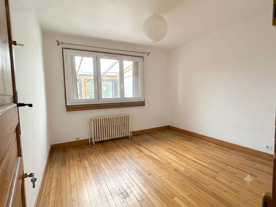 Maison à BOBIGNY