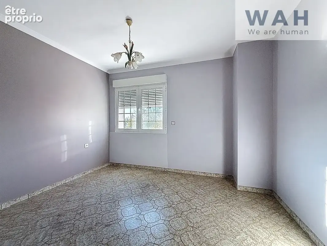 Maison 390m2 - Gros potentiel - Piscine - Terrain 1663m2 - Sauve - photo 16