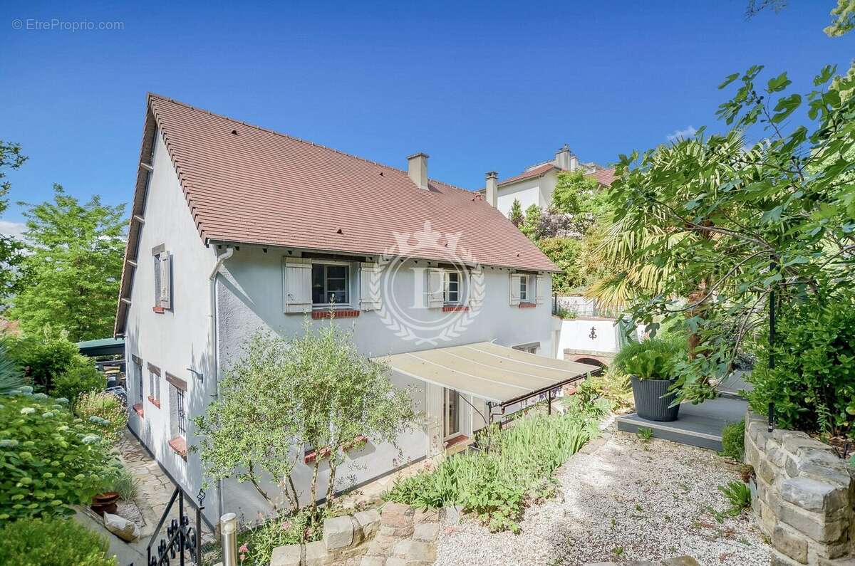 Maison à MONTMORENCY