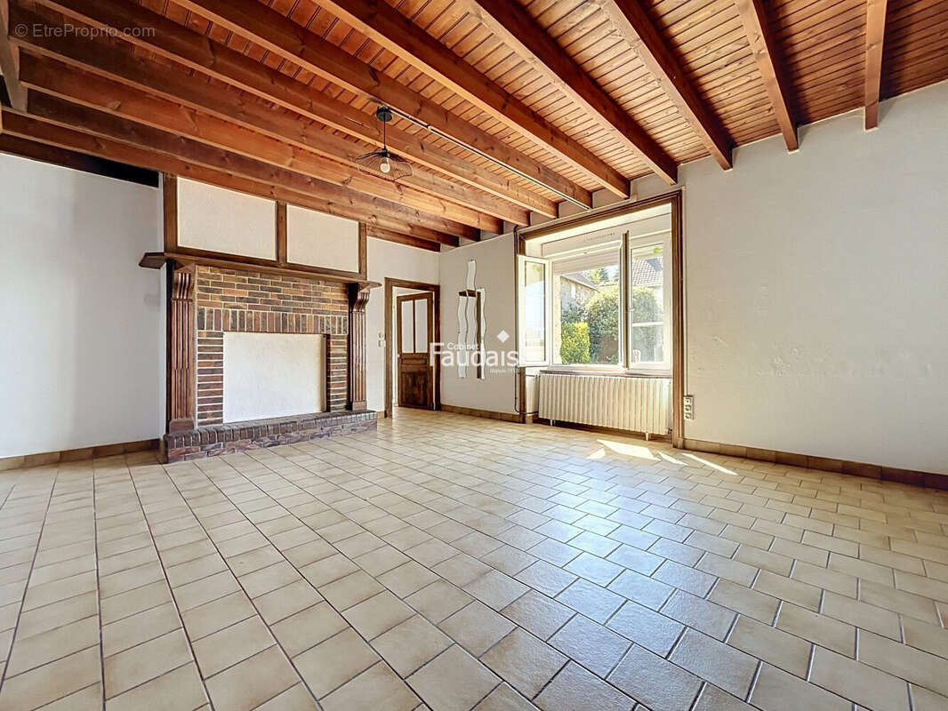 Maison 90 m² à Saint-Patrice-De-Claids  - photo 5