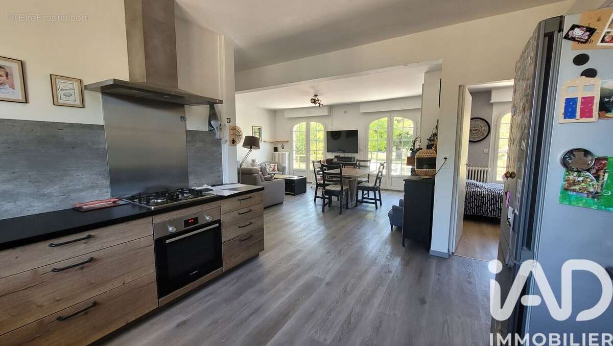 Photo 8 - Maison à SAINT-DENIS-DE-PILE