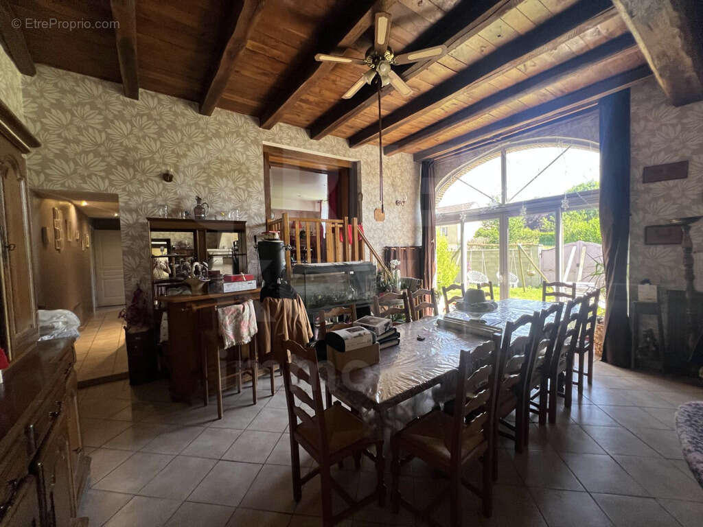 Maison à SAINT-MAURICE-THIZOUAILLE